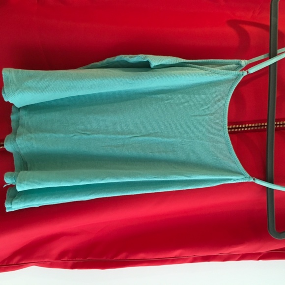 Tank top - Picture 2 of 3